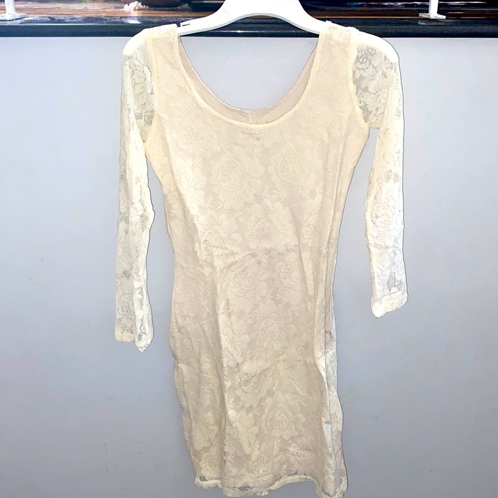 NWT HOLLISTER LACE BODYCON DRESS LONG SLEEVE XS